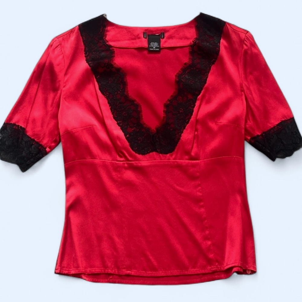 Vintage Silk Red and Black Lace Trim V-Neck Pajama Top Size M